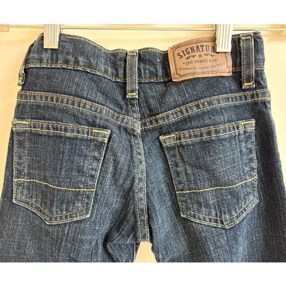 Signature Levi Strauss Boys Athletic Fit Adjustable Waist Jeans - Size 7 Regular